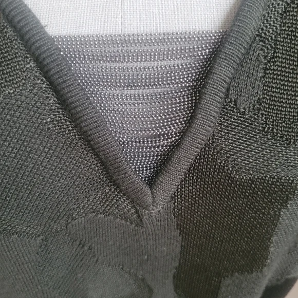 WHBM Green Camouflage Jacquard Print Tunic Sweater V-Neck Size SP - Picture 6 of 9